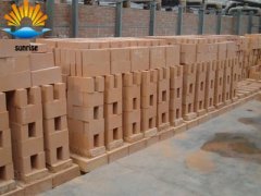 High-quality refractory bricks should have what conditions