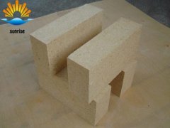 High Quality and Low Press Fused Zirconia Corundum Brick for Sale