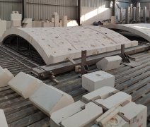Effect of AZS refractory bricks / fused zirconium corundum bricks on glass kiln
